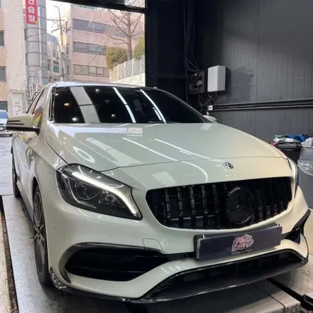[올인게러지] 벤츠W176 A45AMG / 신형 AMG카본핸들 교체 / 벤츠신형핸들 / 순정레트로핏 / 서울 용산 중구