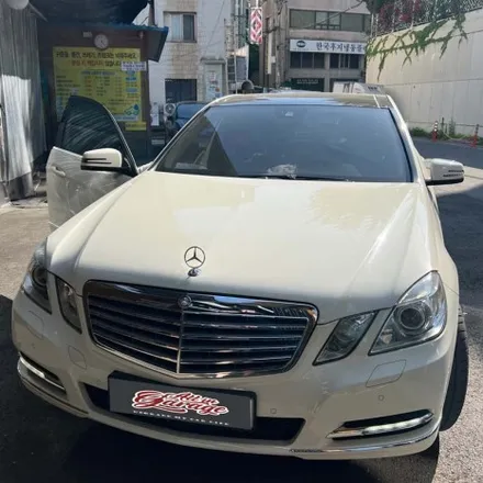 벤츠 W212 E300 잠자리카본핸들 교체 , 최신형AMG카본핸들D컷 순정레트로핏 / 서울 용산 중구