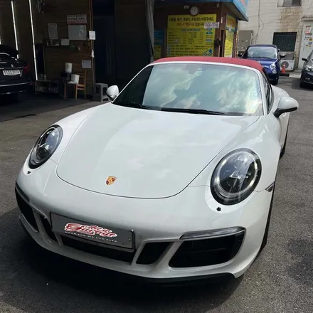 포르쉐 911 카레라4 gts 카브리올레 2019 카본D컷핸들교체 ,레드카본스티어링휠 포르쉐991.2 / 서울 용산 중구
