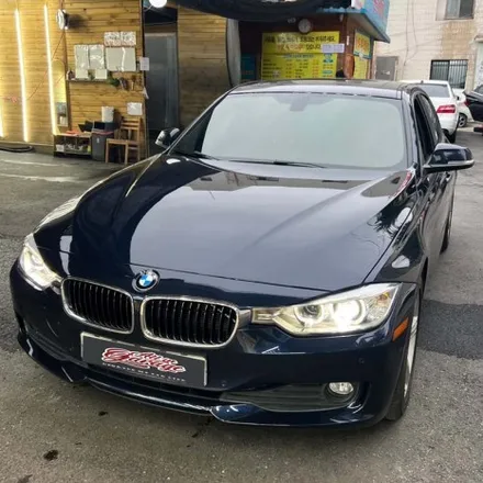 BMW F30 3시리즈 320D 정품 M열선핸들 교체 업그레이드 / 서울 용산 중구