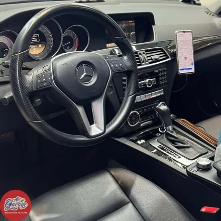 [올인게러지] 벤츠 w204 C클래스 C250  신형AMG카본핸들 교체 작업 ,벤츠인기많은튜닝 / 서울 용산 중구