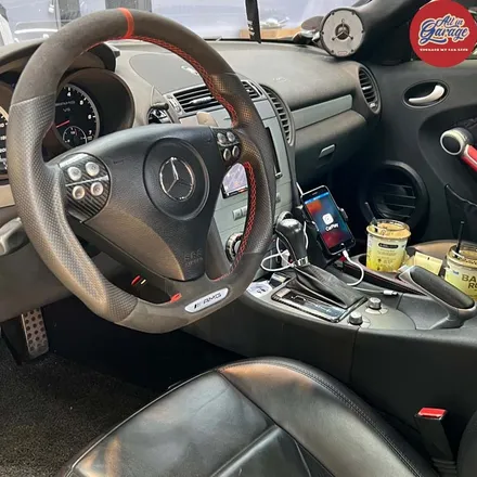 [올인게러지] 벤츠 r171 slk55amg 신형AMG카본핸들 교체 작업 ,벤츠인기많은튜닝 / 서울 용산 중구