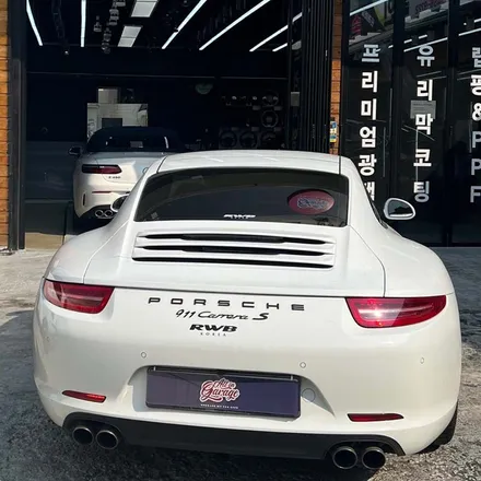 [올인게러지] 포르쉐911 / 포르쉐 신형카본핸들교체 / 레드카본 실내색상 / 서울 용산 중구