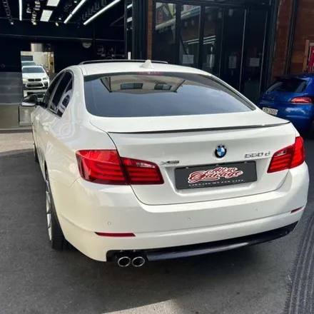 BMW F10 5시리즈 / M커스텀카본D컷핸들 교체작업 및 디자인 변경 / 서울 용산 중구