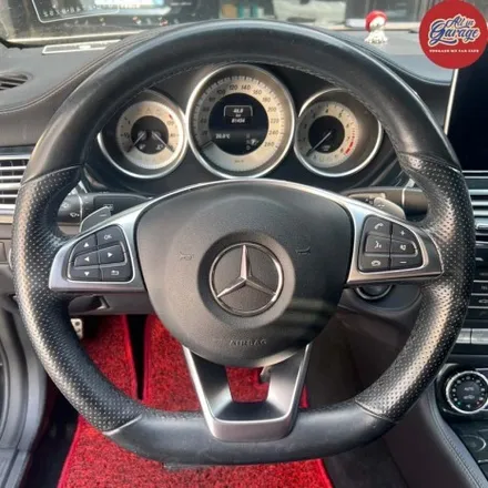 벤츠 W218 CLS400 / 신형벤츠AMG카본D컷핸들 튜닝작업 / 서울 용산 중구