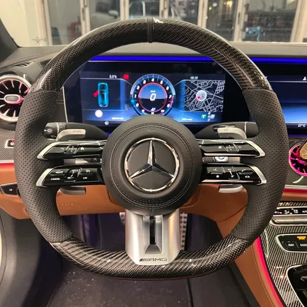 벤츠 [W213] E400 쿠페 AMG 잠자리핸들 카본디자인 교체 / 벤츠 / E-클래스 W213 / 서울 용산 중구