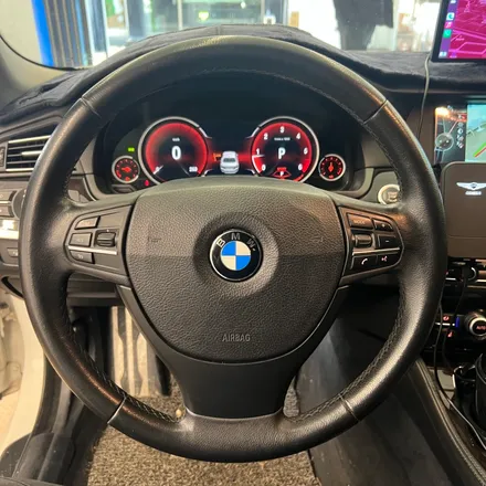 BMW F10 520D M핸들 교체 패들쉬프트 기능까지 활성화 / BMW / 5시리즈 (F10) / 서울 용산 중구