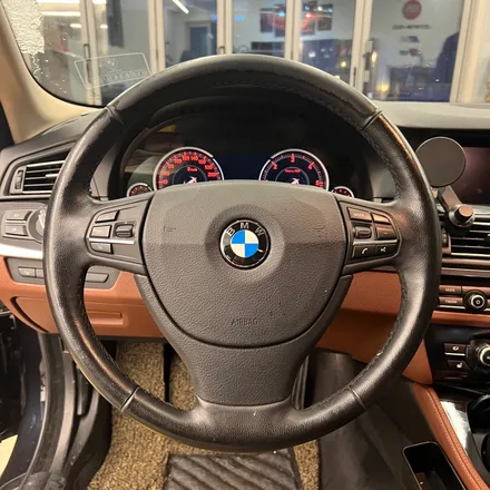 BMW F10 520D 후기형 M핸들 열선 교체했습니다 / 서울 용산 중구