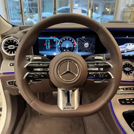 벤츠 C257 CLS 2020 22벤츠 잠자리AMG핸들로 디자인을 변경하였습니다 / 서울 용산 중구
