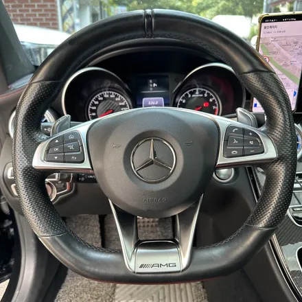 벤츠 W205 C클래스 C63 AMG카본핸들 D컷 스타일로 멋진 실내튜닝 만들었습니다 / 서울 용산 도원동