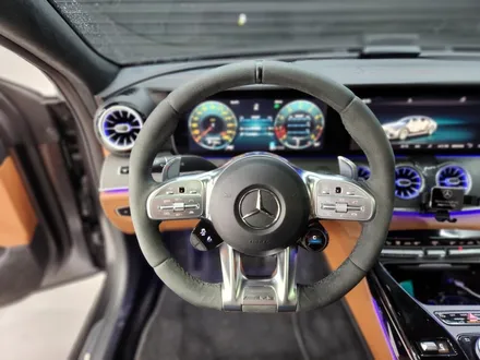 벤츠 GT63S 2021년식 세단 모델 신형 잠자리핸들 카본D컷 교체 + 어질리티까지! 풀옵션 / 서울 용산 도원동