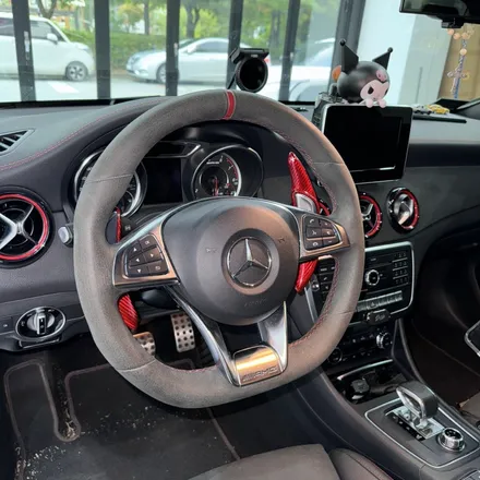 [올인게러지] 벤츠 C117 CLA45AMG 2018년식 블랙과 레드의 조합 AMG카본핸들 + 마그네틱 패들쉬프트 장착완료했습니다 / 서울 용산 도원동