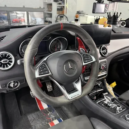 [올인게러지] 벤츠 X156 GLA45AMG LED퍼포먼스적용 AMG카본핸들 튜닝 올블랙 트림의 조합 / 서울 용산 도원동