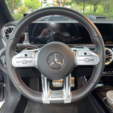 [올인게러지] 벤츠 C118 CLA250 22년식 최신형 잠자리카본핸들 D컷 교체 레드라인 포인트 / 서울 용산 도원동