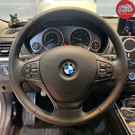 BMW F30 3시리즈 320D M카본핸들 교체 , 퍼포먼스 실내튜닝 / 서울 용산 중구