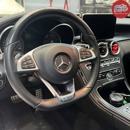 벤츠 W205 C250 벤츠신형 AMG핸들 과 디지털계기판[사제] 교체로 실내 컨버젼 / 서울 용산 중구