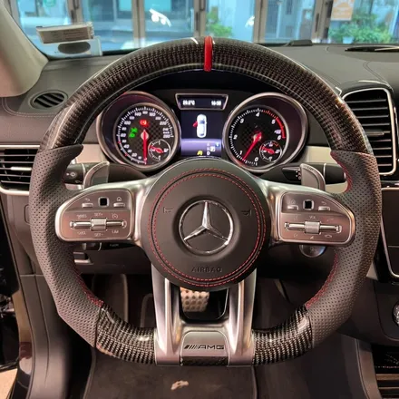 벤츠 W166 GLE 350 AMG핸들 카본 D컷 디자인으로 드레스업 / 서울 용산 중구