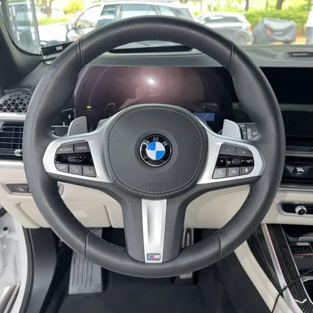 BMW 페리 신형 X7 M카본핸들 D컷 M1M2활성화까지 시공했습니다 / 서울 용산 도원동