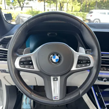 [올인게러지] BMW G07 X7 40I 정품 M카본핸들 신형 D컷 교체시공 / 서울 용산 도원동