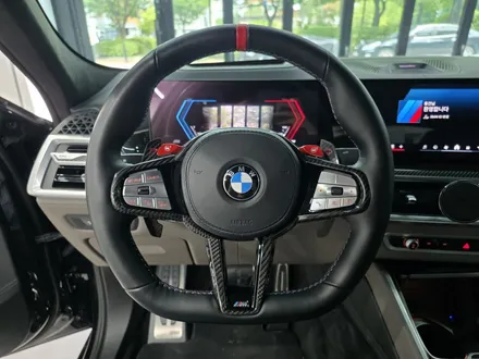 BMW X6M 페리 모델의 강렬한 변신! 정품 M 카본핸들 D컷 교체 시공으로 실내 감성 마력 끝판왕 완성 / 서울 용산 도원동
