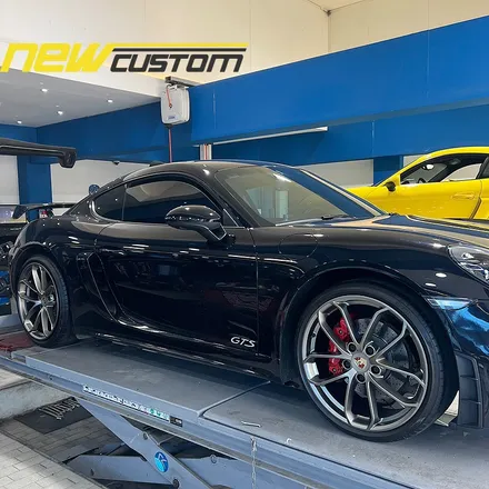 포르쉐718 카이맨2.5 gts 모델 gt4 20인치 정품휠 교체작업 ,gt4컨버젼 / 서울 용산 중구