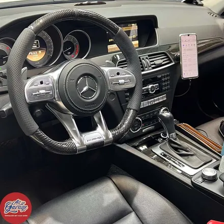 [올인게러지] 벤츠 w204 C클래스 C250  신형AMG카본핸들 교체 작업 ,벤츠인기많은튜닝 / 서울 용산 중구