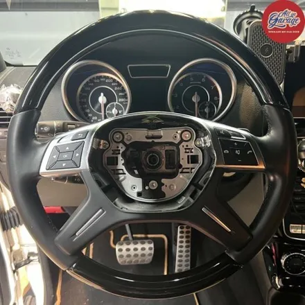 벤츠 W463 G바겐 G63 AMG 최신형 잠자리AMG카본핸들 교체로 실내 드레스업 / 서울 용산 중구