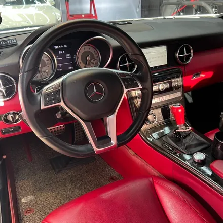벤츠R172 SLK350 / 1920벤츠 AMG카본핸들 D컷 커스텀 드레스업 / 서울 용산 중구