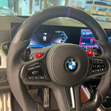BMW G05 X5 M60I 카본핸들 교체했습니다 D컷의 스포티한 그립감 / 서울 용산 중구