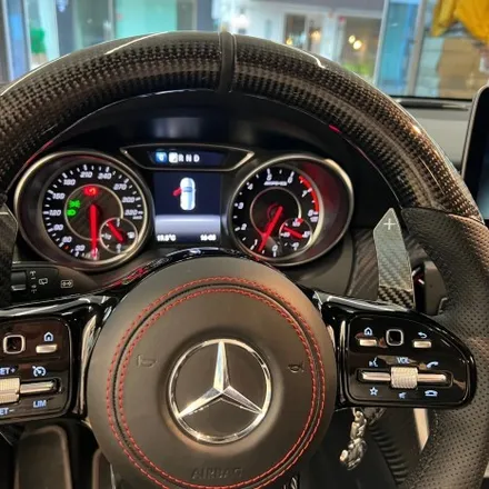 벤츠 W176 A45 신형 AMG카본핸들 교체 D컷 커스텀 / 서울 용산 중구