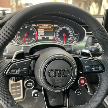 아우디 C7 RS7 신형아우디R8핸들로 교체하다 / 서울 용산 중구