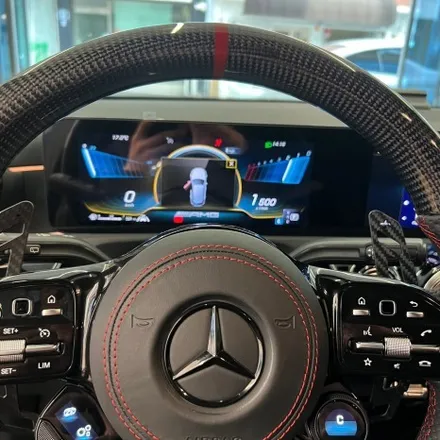 벤츠 W177 A45AMG  AMG핸들 카본D컷디자인으로 교체하다 / 서울 용산 중구