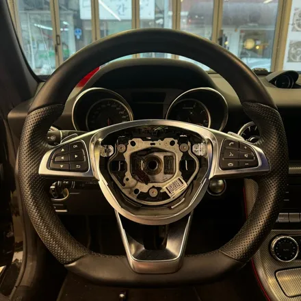 [올인게러지] 벤츠 R172 SLC43AMG 17년식 올블랙 카본D컷 AMG핸들 옐로우포인트 / 서울 용산 도원동