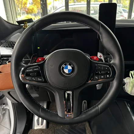 [올인게러지] BMW G09 XM 2025 년식 최신형 M카본 D컷핸들 교체 정말 멋집니다 / 서울 용산 도원동