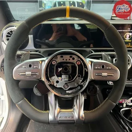벤츠 C118 CLA45S amg AMG카본D컷핸들교체 , 실내의 변화 기능업그레이드 / 서울 용산 중구
