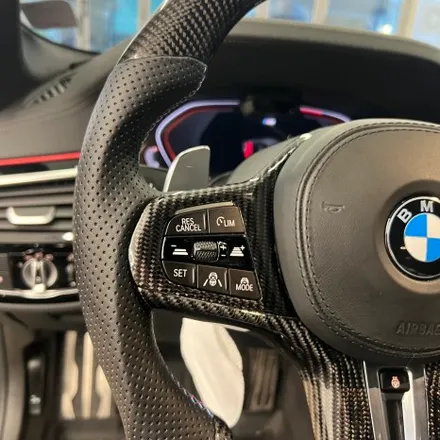 BMW [G30] 5시리즈 530I M카본핸들 교체 시공으로 꾸며봤습니다 ID7 버젼 / BMW / 5시리즈 (G30) / 서울 용산 중구