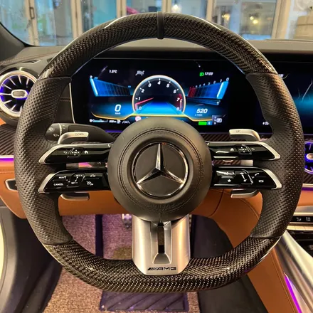 벤츠 GT43 AMG 잠자리핸들 순정형 카본D컷 교체했습니다 열선과 ACC 옵션모델 / 서울 용산 중구