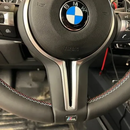 BMW  F30 3시리즈 M핸들 교체 간단한 시공으로 내차 꾸미기 / 서울 용산 도원동