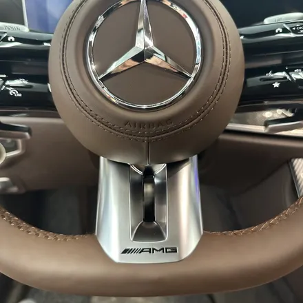벤츠 C257 CLS400D 색상맞춤 브라운 잠자리핸들 장착으로 더욱 멋있어진 실내 분위기 연출 / 서울 용산 도원동
