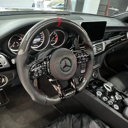 [올인게러지] 벤츠 W218 CLS63AMG 신형 카본 AMG핸들교체 전체 블랙트림 레드라인 포인트 / 서울 용산 도원동