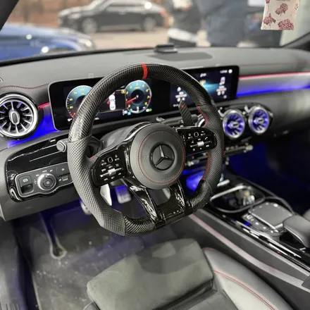[올인게러지] 벤츠 C118 CLA250 2020년식 AMG카본핸들 블랙과 레드라인포인트 카본패들쉬프트까지 / 서울 용산 도원동