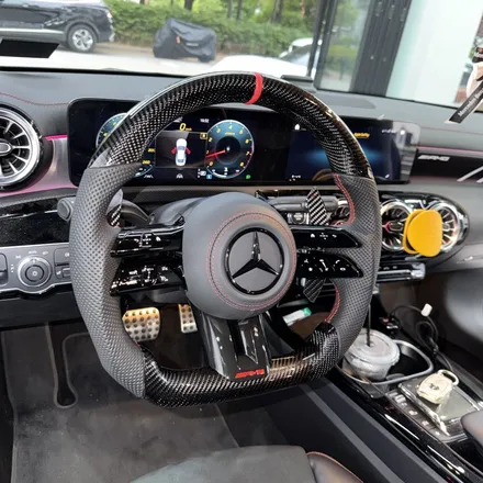 [올인게러지] 벤츠 C118 CLA250 22년식 최신형 잠자리카본핸들 D컷 교체 레드라인 포인트 / 서울 용산 도원동
