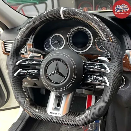 벤츠 W212 E300 잠자리카본핸들 교체 , 최신형AMG카본핸들D컷 순정레트로핏 / 서울 용산 중구