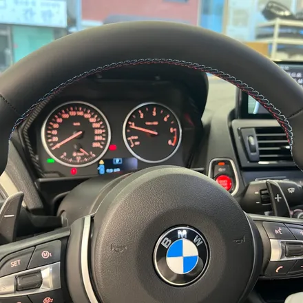 BMW 1시리즈 118D M핸들 스티어링휠을 교체했습니다 [feat . 패들쉬프트] / 서울 용산 중구