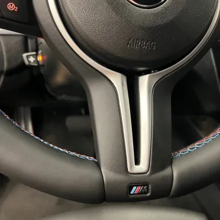 BMW F12 6시리즈 컨버터블 M열선핸들로 교체작업을 하였습니다 / 서울 용산 중구