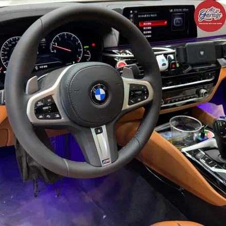 [올인게러지] BMW G30 520I . M핸들교체 . 열선기능 . 반자율ACC . 신형 M스티어링휠 / 서울 용산 중구