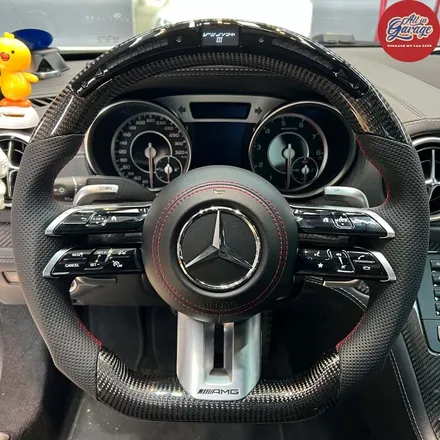 벤츠 r231 SL63AMG 최신형AMG핸들교체 / 잠자리AMG카본핸들 + LED퍼포먼스 적용 / 서울 용산 중구