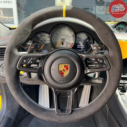 [올인게러지] 포르쉐 911 GT3  포르쉐 알칸트라핸들 교체 + 카본트림 / 서울 용산 중구