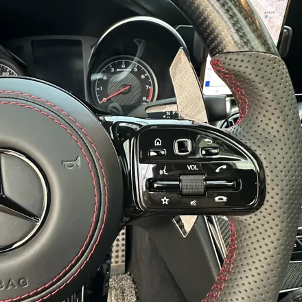 벤츠 W205 C클래스 C63 AMG카본핸들 D컷 스타일로 멋진 실내튜닝 만들었습니다 / 서울 용산 도원동