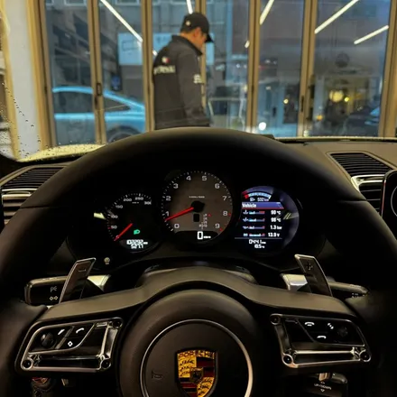 [올인게러지] 포르쉐 981 카이맨 GTS 열선 적용 GT커스텀핸들 이제는 차량에 걸맞는핸들 장착 / 서울 용산 도원동